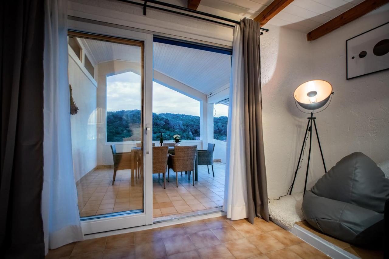 Beach Suite Nina Supetarska Draga Exterior photo